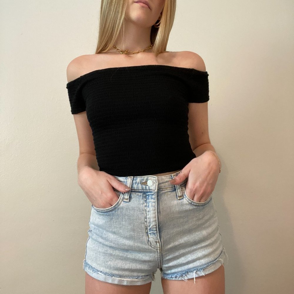 Brandy Melville Off the Shoulder Black Crop Top - Picture 3 of 3